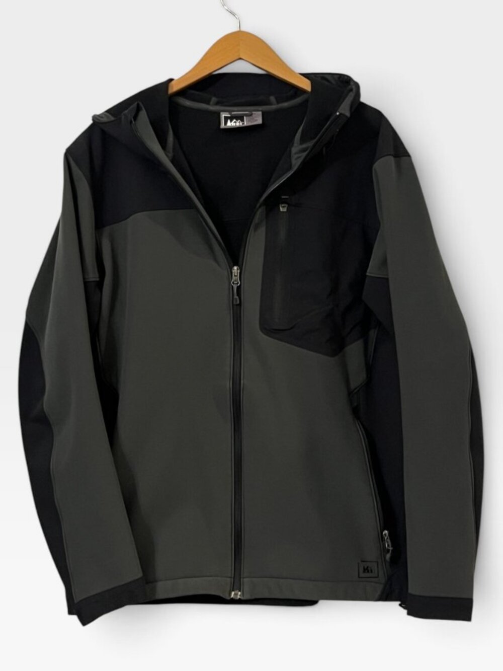 REI Co-op Softshell Hooded Jacket Men L Gray Black Full Zip Gorpcore Outdoor
